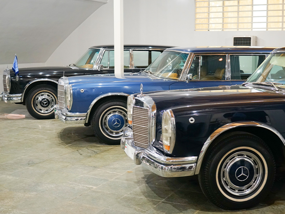 نمایشگاه خودروهای تاریخی و کلاسیک
