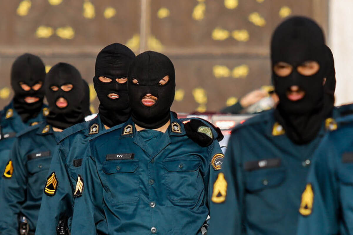 لباس پلیس ایران عوض می شود