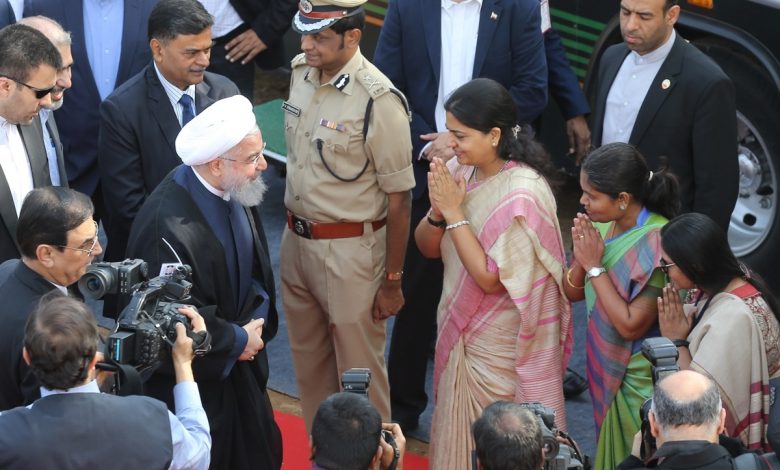 ادای احترام زنان هندی به رئیس جمهور ایران + عکس