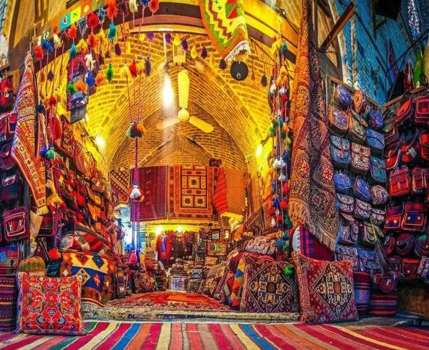 عکس بازار وکیل شیراز