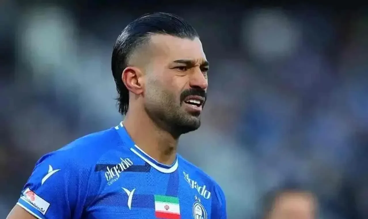 جدایی رامین رضاییان از استقلال؟ اقدام جنجالی در اینستاگرام پس از برد آبی‌ها