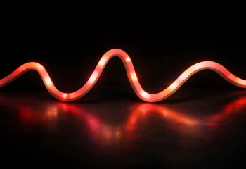 نور غیر یک نواخت در ریسه نئون فلکسی