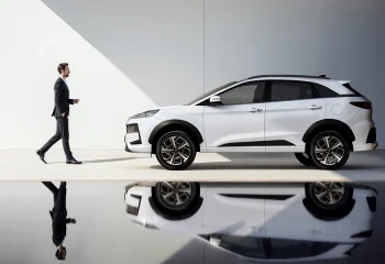 تیزر رونمایی و معرفی خودروی KMC SR6 کرمان موتور