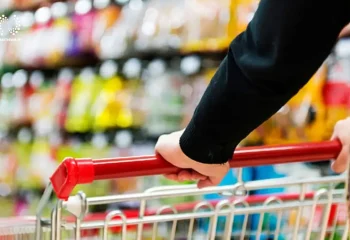 ماجرای کسر ۵ هزار تومان در خرید کالابرگ؛ فروشگاه‌ها حق دریافت هزینه اضافه ندارند