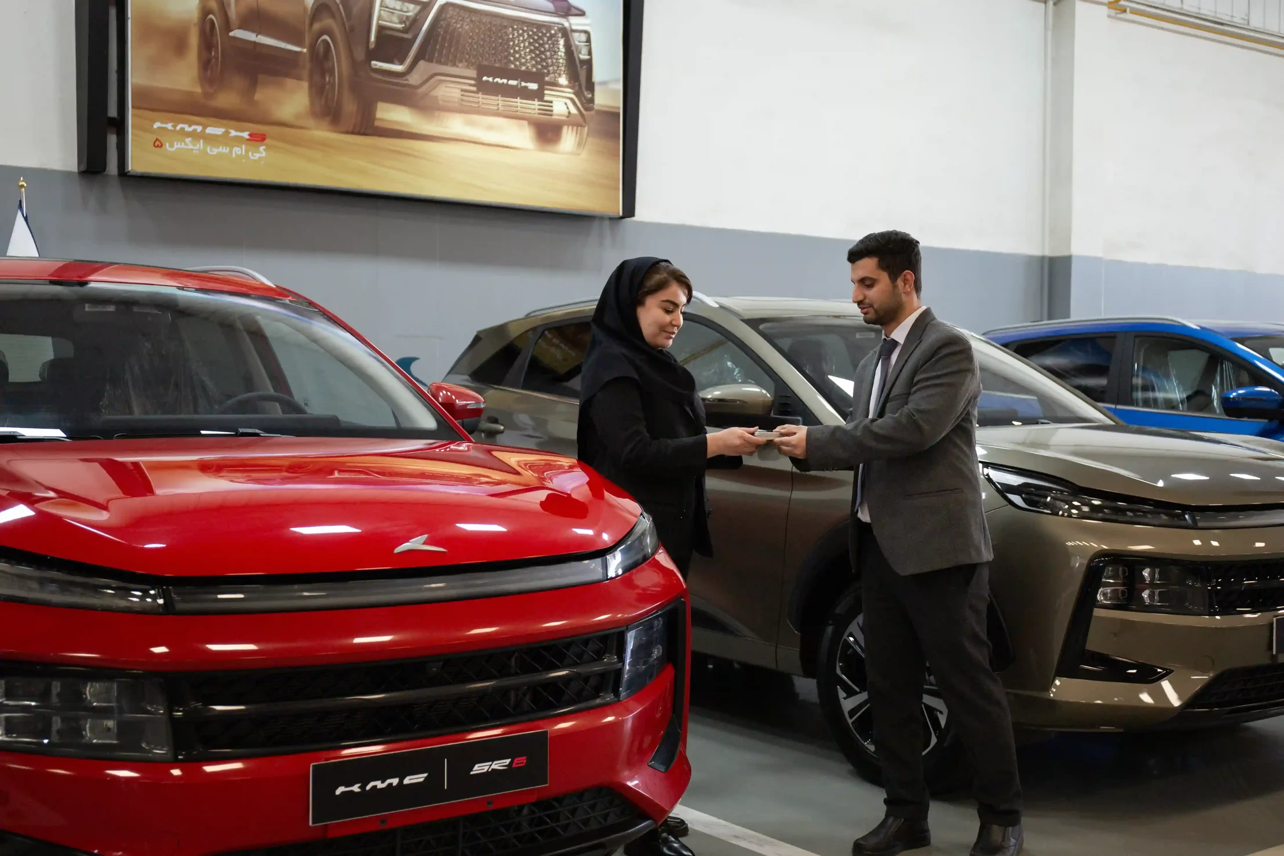 SR6 به خیابان رسید