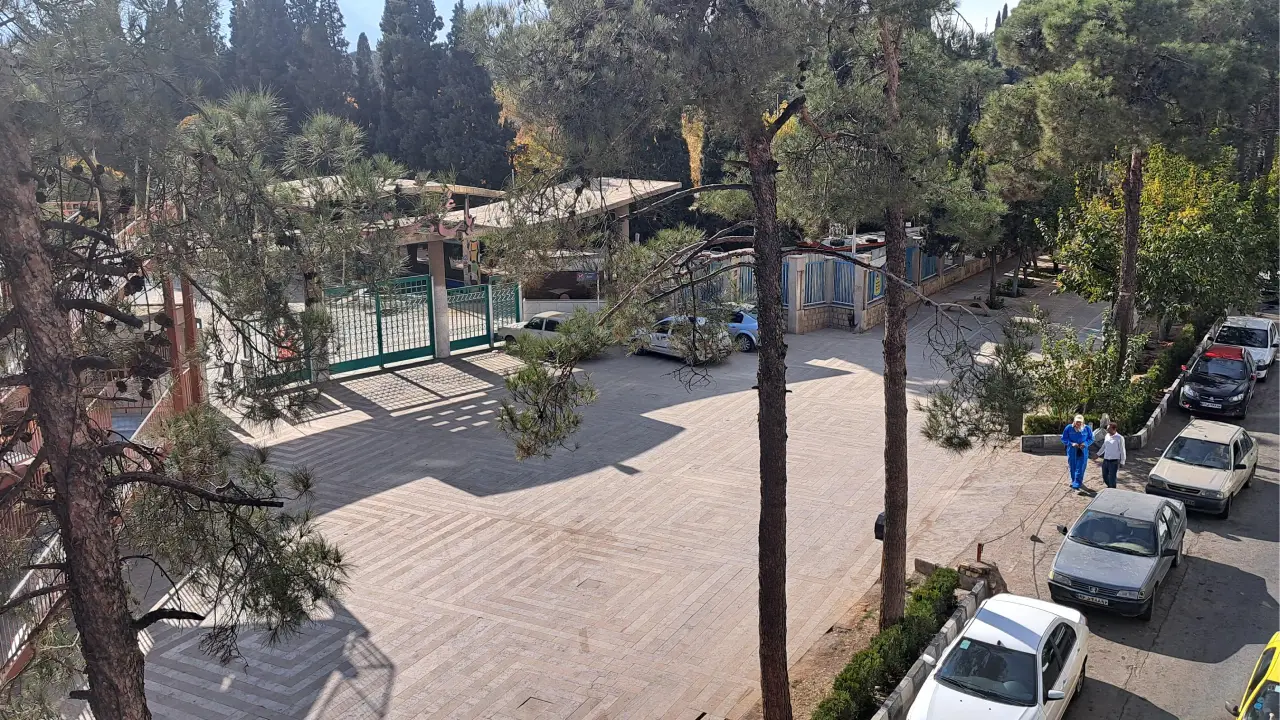 پارکینگ باغ جنت آباد شیراز
